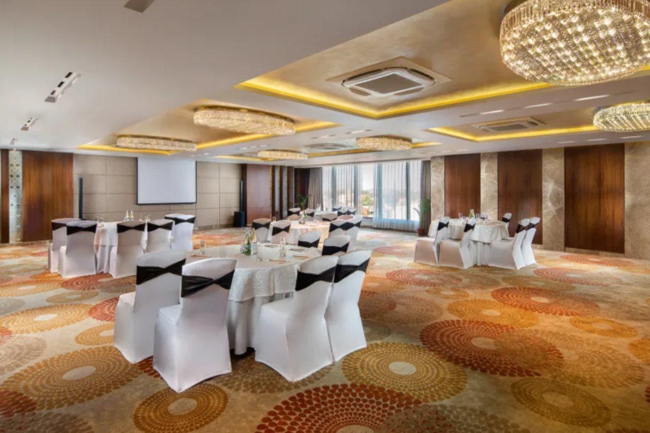 Nirvana Sarovar Portico Gorakhpur Extérieur photo