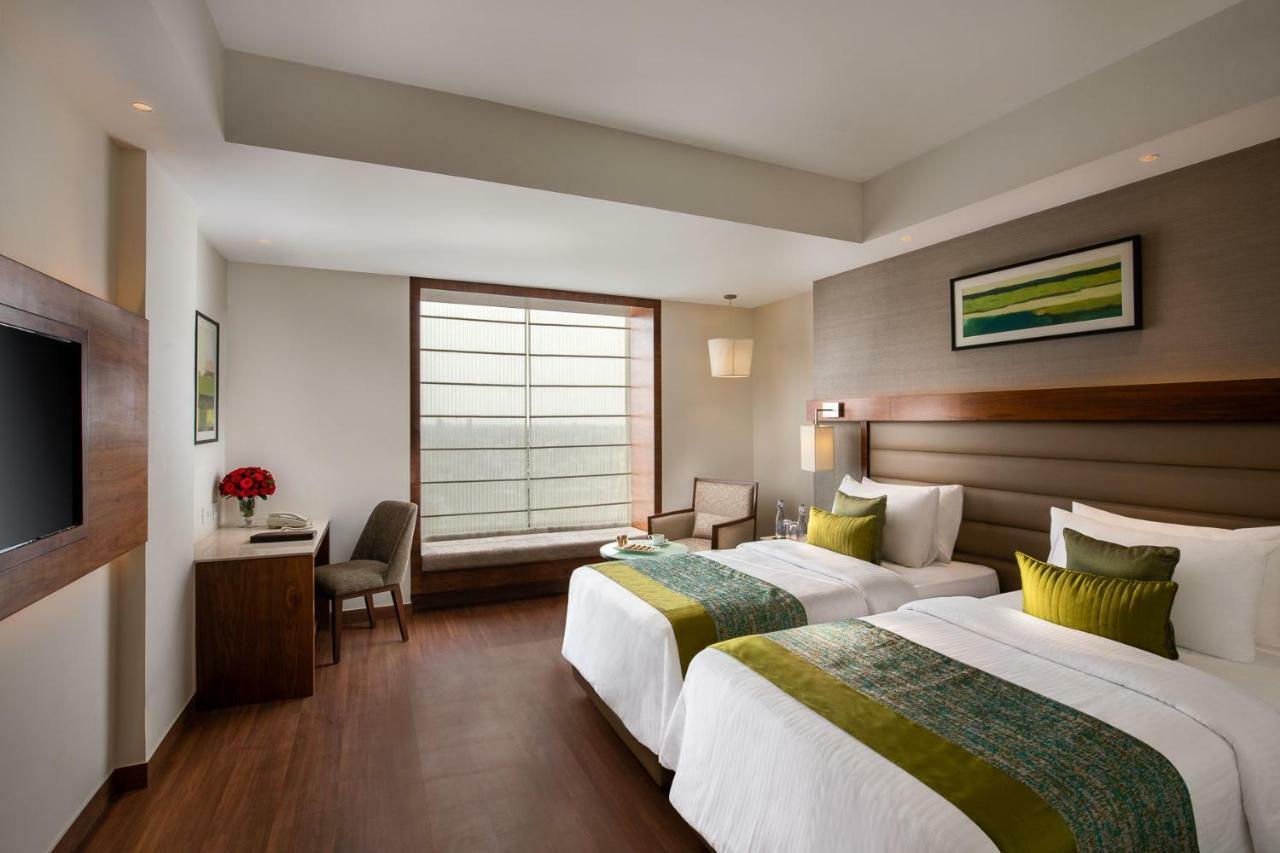 Nirvana Sarovar Portico Gorakhpur Extérieur photo